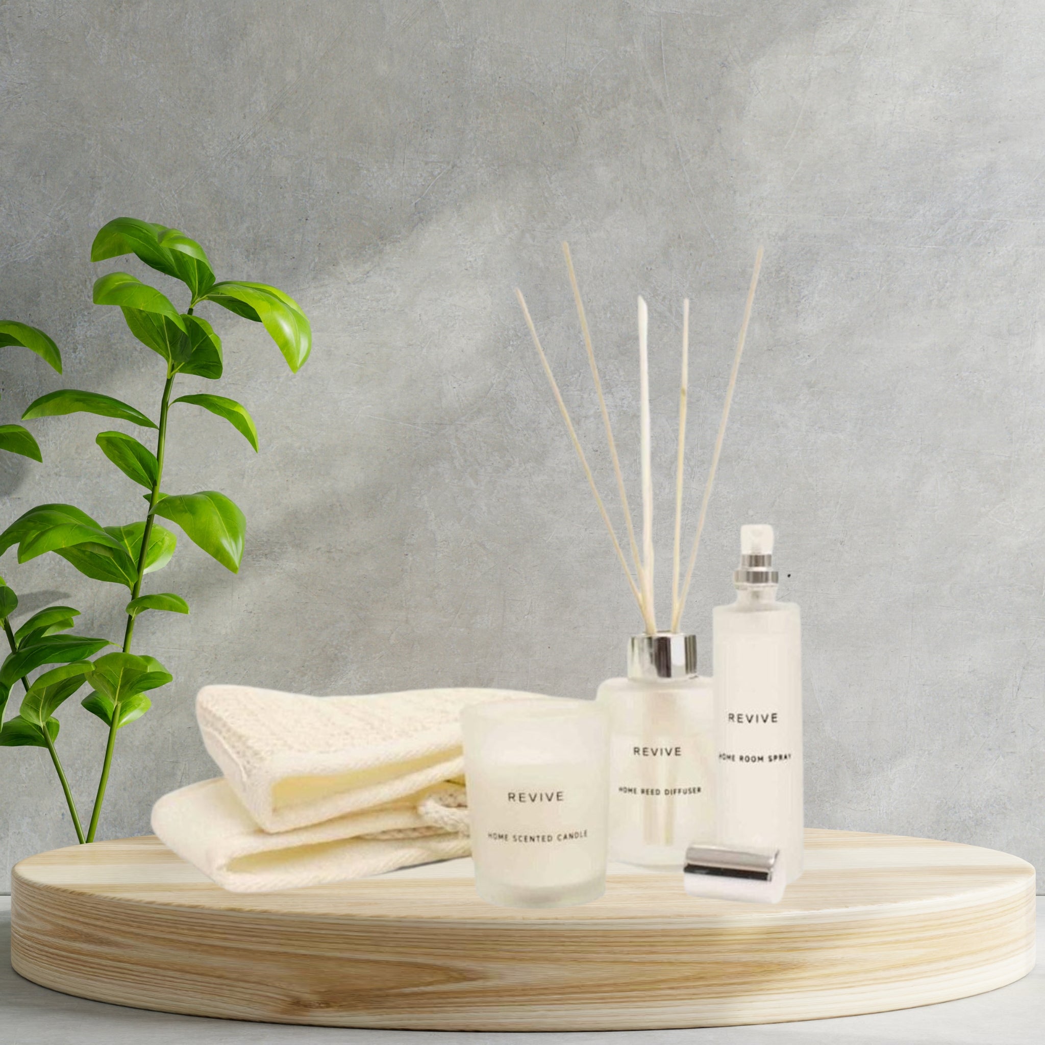 Aroma Gift set in Frosted Glass Bottles. Candle, Diffuser, Spray and Quality Cream Towel.